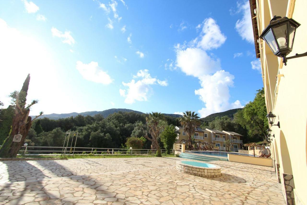 Avra Sunset Sea View Liapades Aparthotel Екстериор снимка